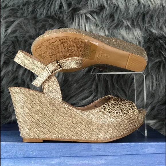 Open Tope platform Wedge Heels - Picture 2 of 6